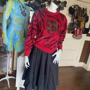 LAF  tiger red sweater
